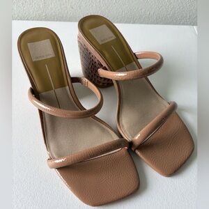 Dolce Vita Tan Sandals